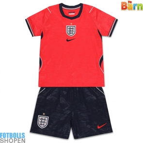 Billiga England Bortatröja Barn VM 2026 Kortärmad (+ Korta byxor)